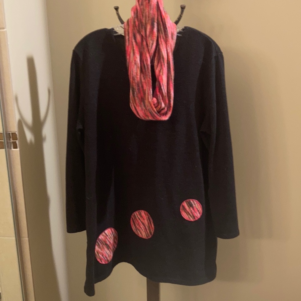 Long tunic style sweater with matching scarf, Size XL